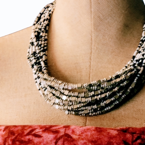 Necklace - Picture 2 of 3